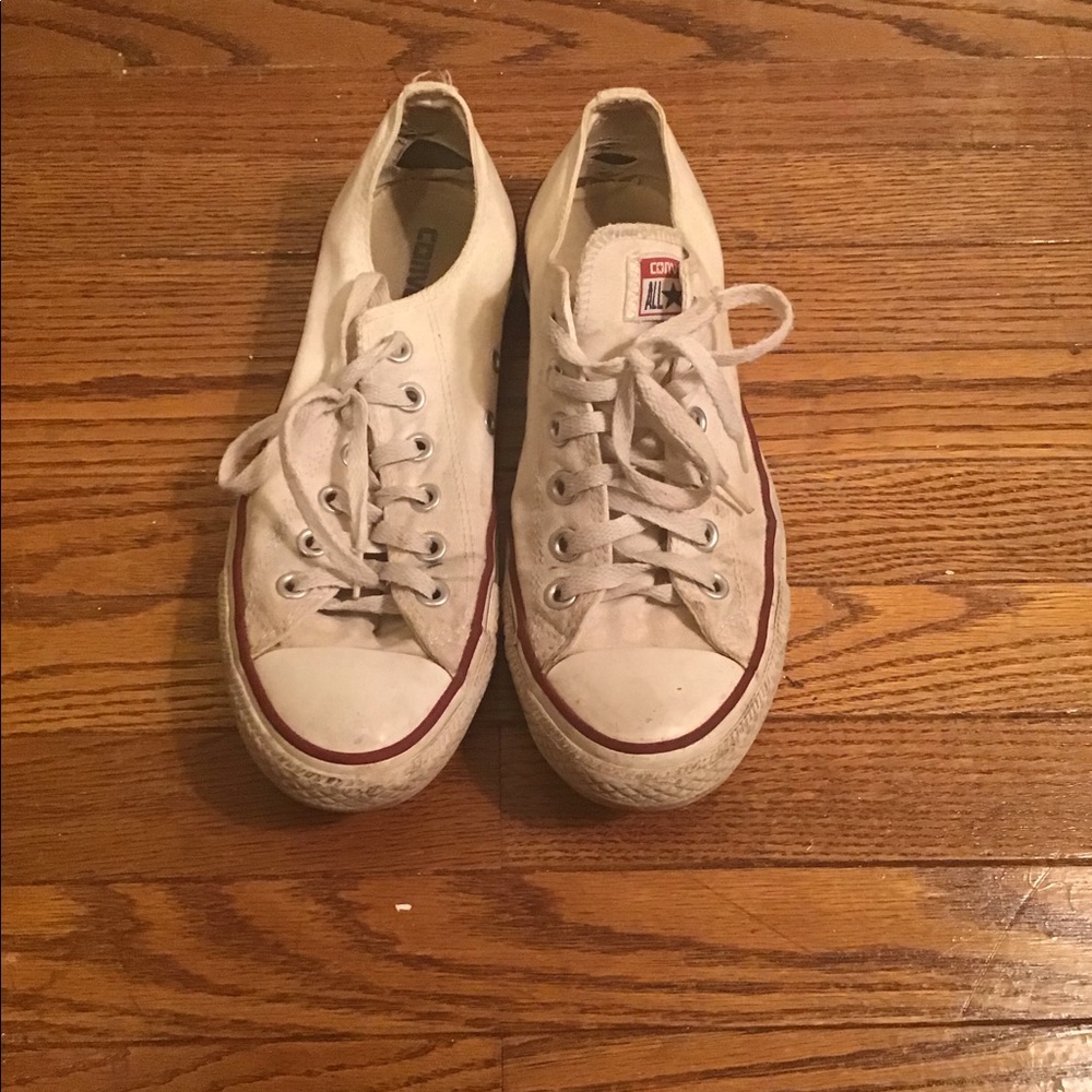 White converse sneakers